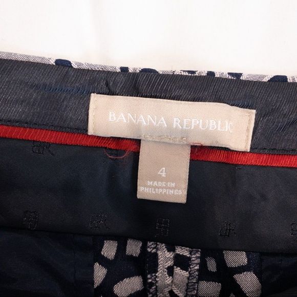 Banana Republic Navy & Grey Circle Motif Shorts - Size 4 - Picture 5 of 5